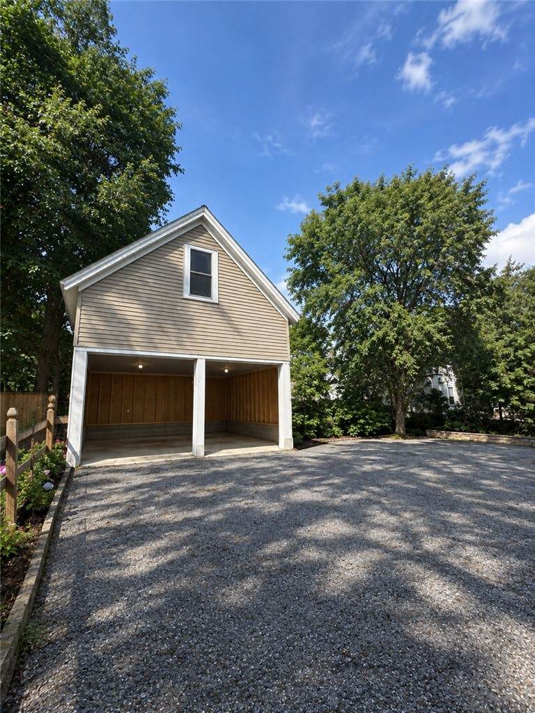 https://bt-photos.global.ssl.fastly.net/rhodeisland/orig_boomver_1_1424066-2.jpg