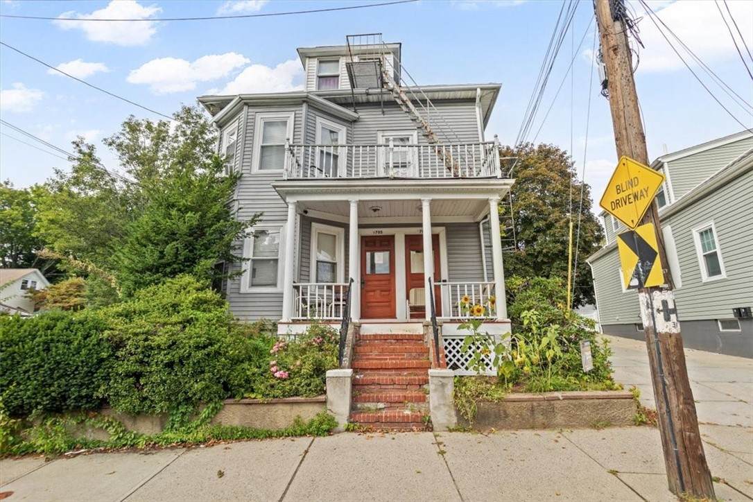 1703 Chalkstone Avenue - Photo 1