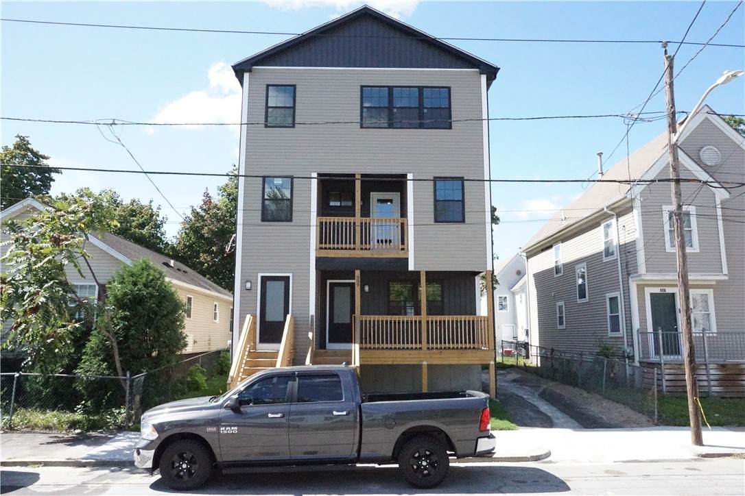 399 Cahill Street - Photo 1