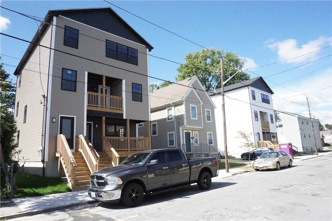 https://bt-photos.global.ssl.fastly.net/rhodeisland/orig_boomver_1_1424221-2.jpg