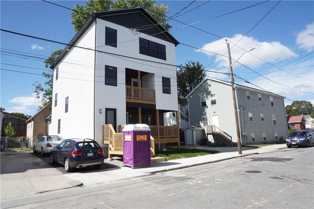 https://bt-photos.global.ssl.fastly.net/rhodeisland/orig_boomver_1_1424225-2.jpg