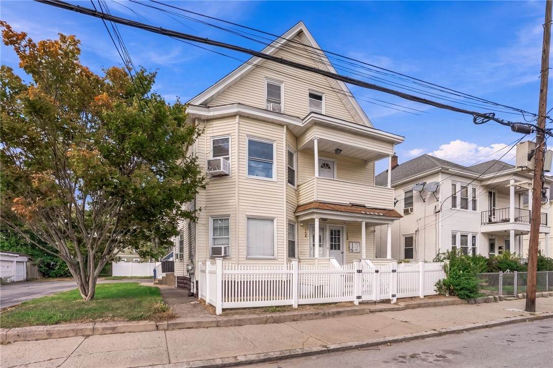 126 Coyle Avenue - Photo 1
