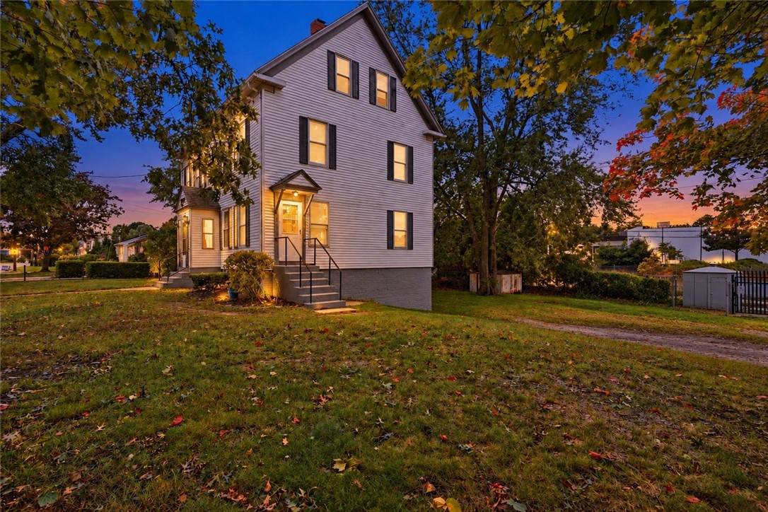 https://bt-photos.global.ssl.fastly.net/rhodeisland/orig_boomver_1_1424884-2.jpg