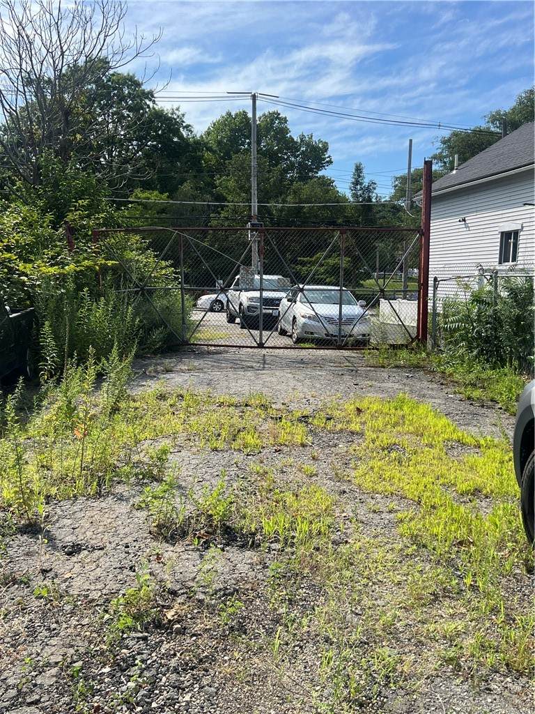 203 Valley Street - Photo 1