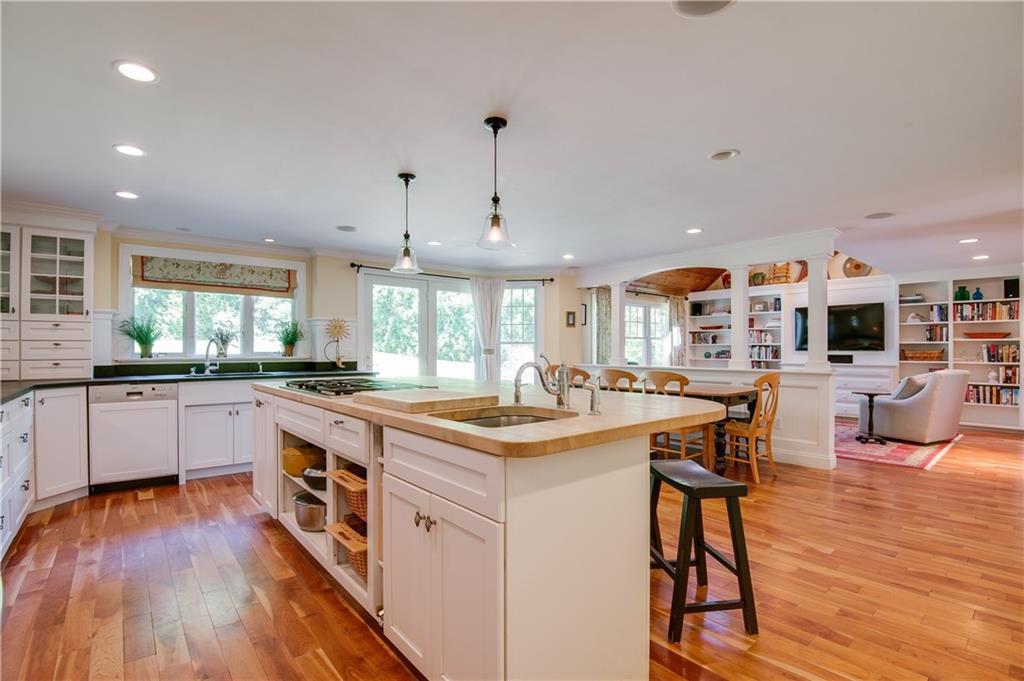 31 Harris Av - Photo 1