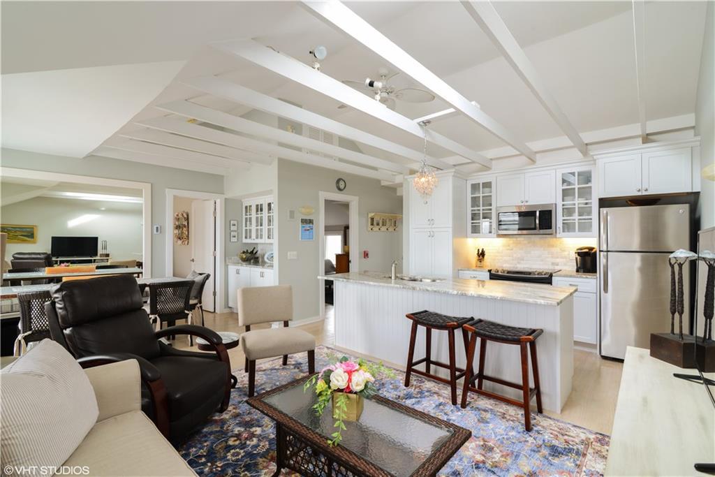 121 Bay St, Unit#E7 - Photo 1