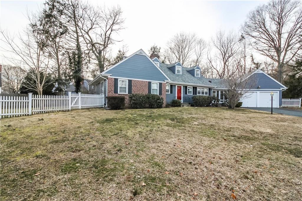 7 Lee Rd - Photo 1