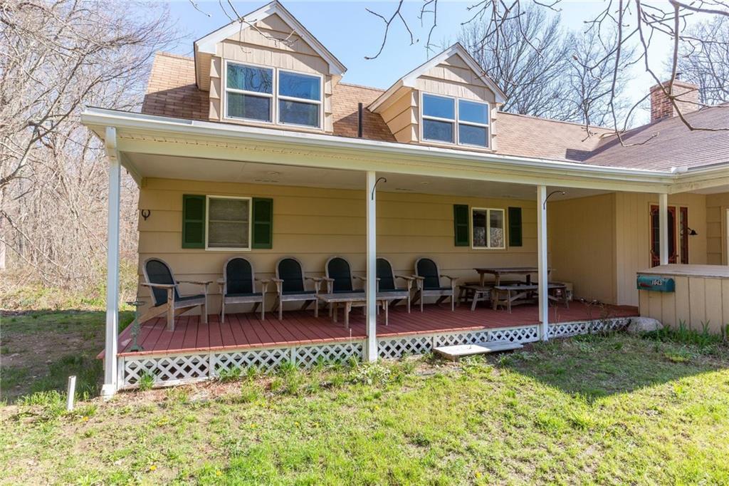 1043 Fish Hill Rd - Photo 1
