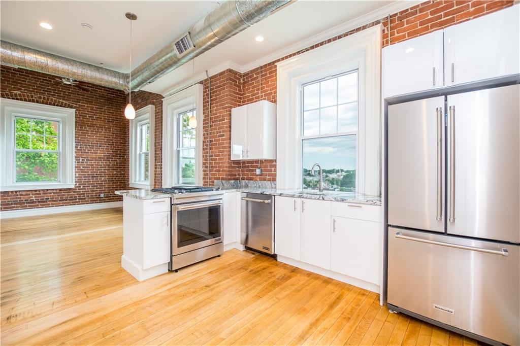 169 George St, Unit#301 - Photo 1
