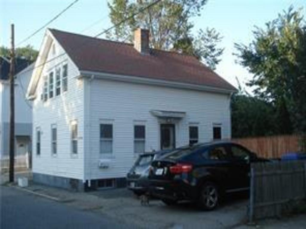 21 Washburn St - Photo 1