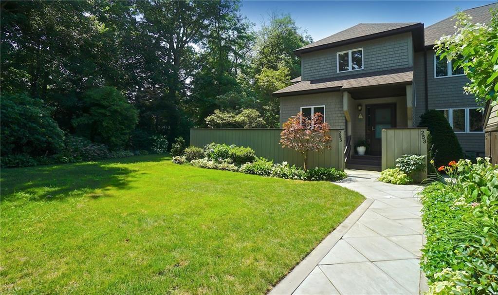 255 Seabreeze Dr, Unit#255 - Photo 1