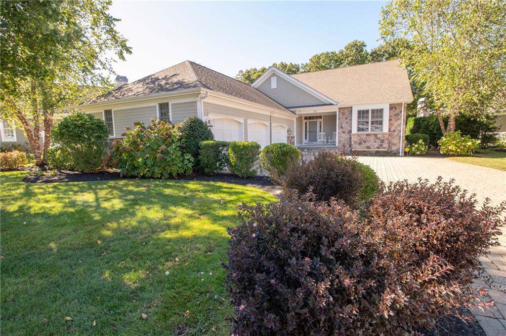 32 Newbury Drive - Photo 1