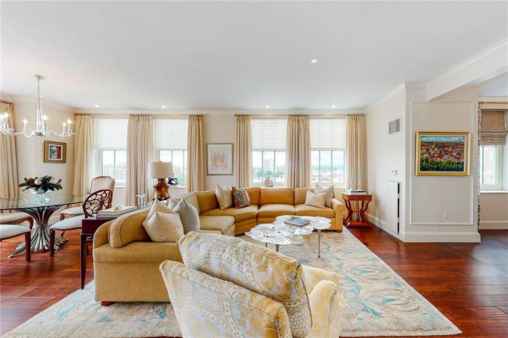 1 West Exchange Street - Photo 1