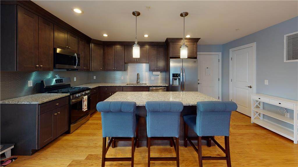 1001 Main Street - Photo 1