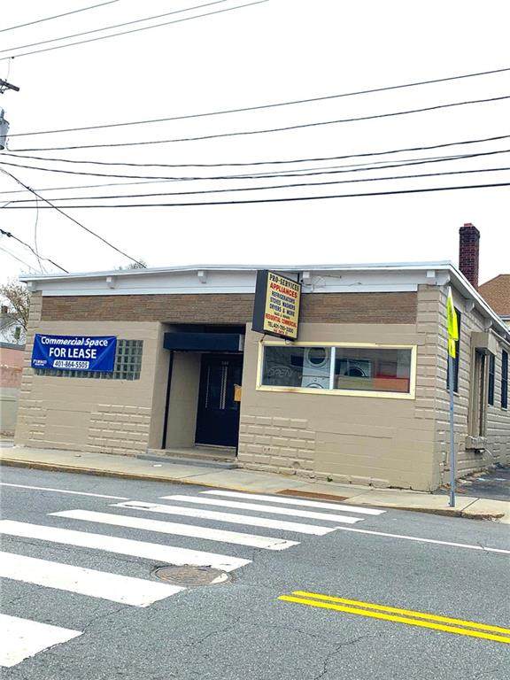 548 Smith Street - Photo 1
