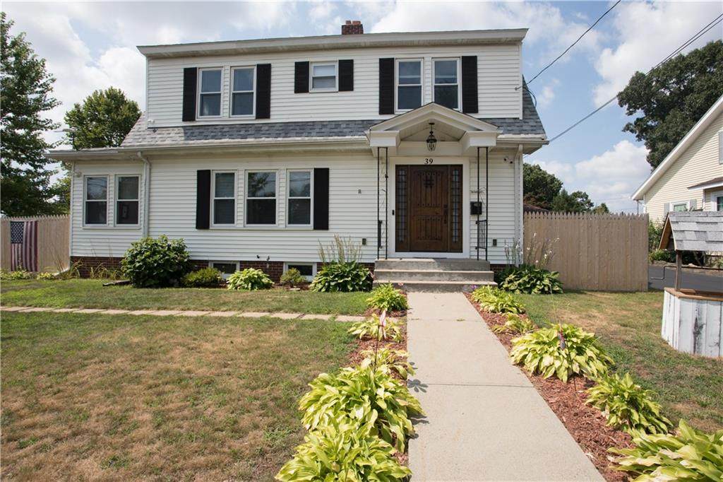 39 Pettaconsett Avenue - Photo 1