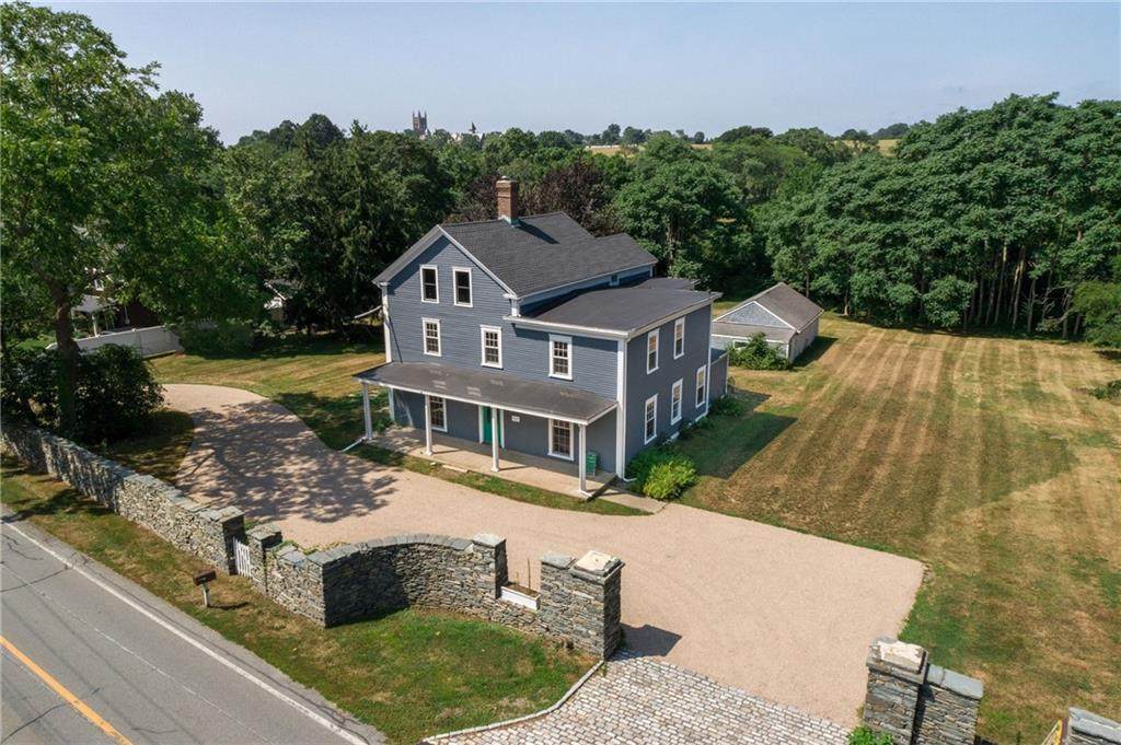 453 Paradise Avenue - Photo 1