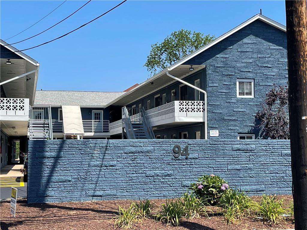 94 Cowesett Avenue - Photo 1