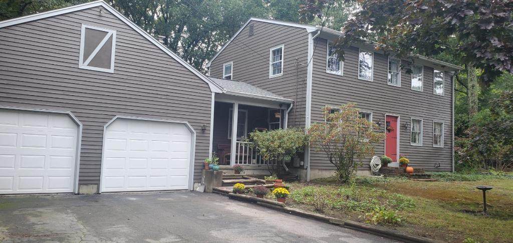 37 Diane Drive - Photo 1