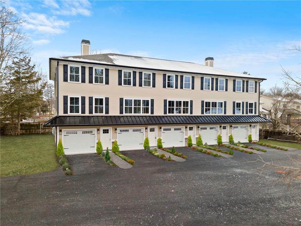 95 Farnum Pike - Photo 1