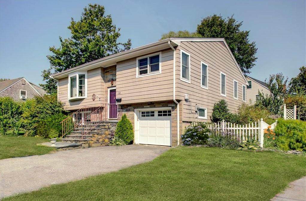 132 Ruggles Avenue - Photo 1