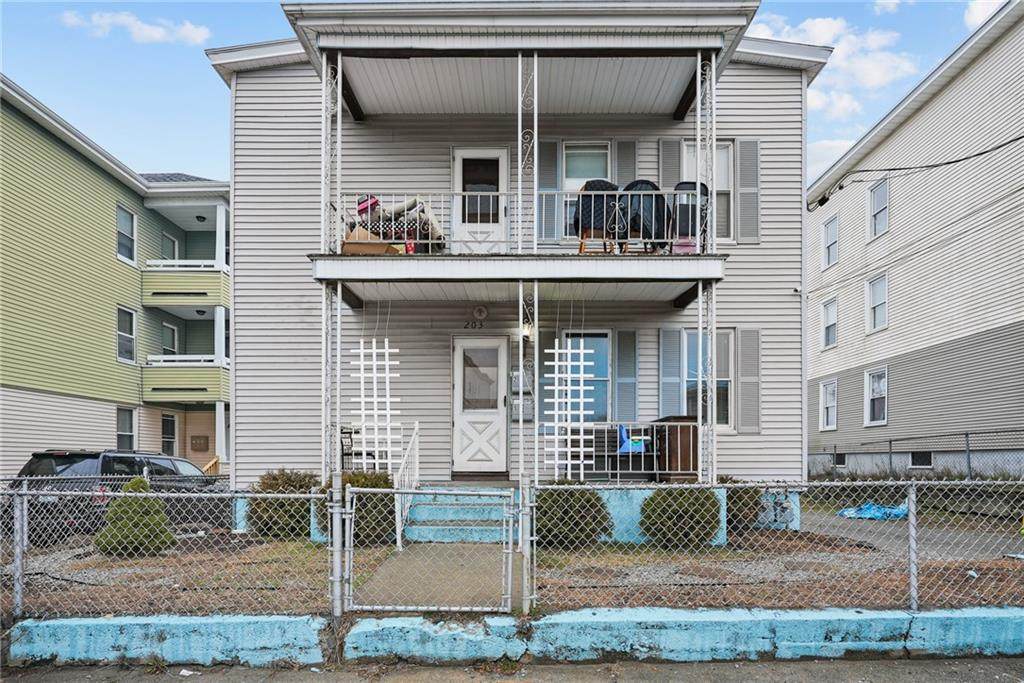 203 Burnside Avenue - Photo 1