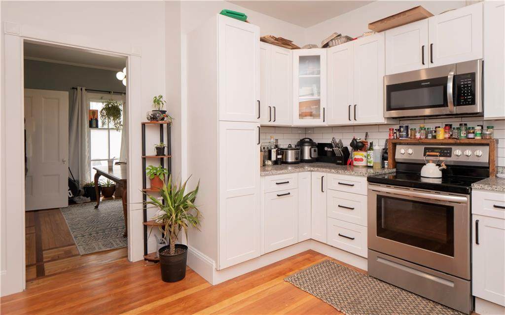 15 Bayview Avenue - Photo 1