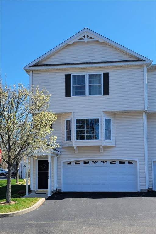 2 Calabria Court - Photo 1