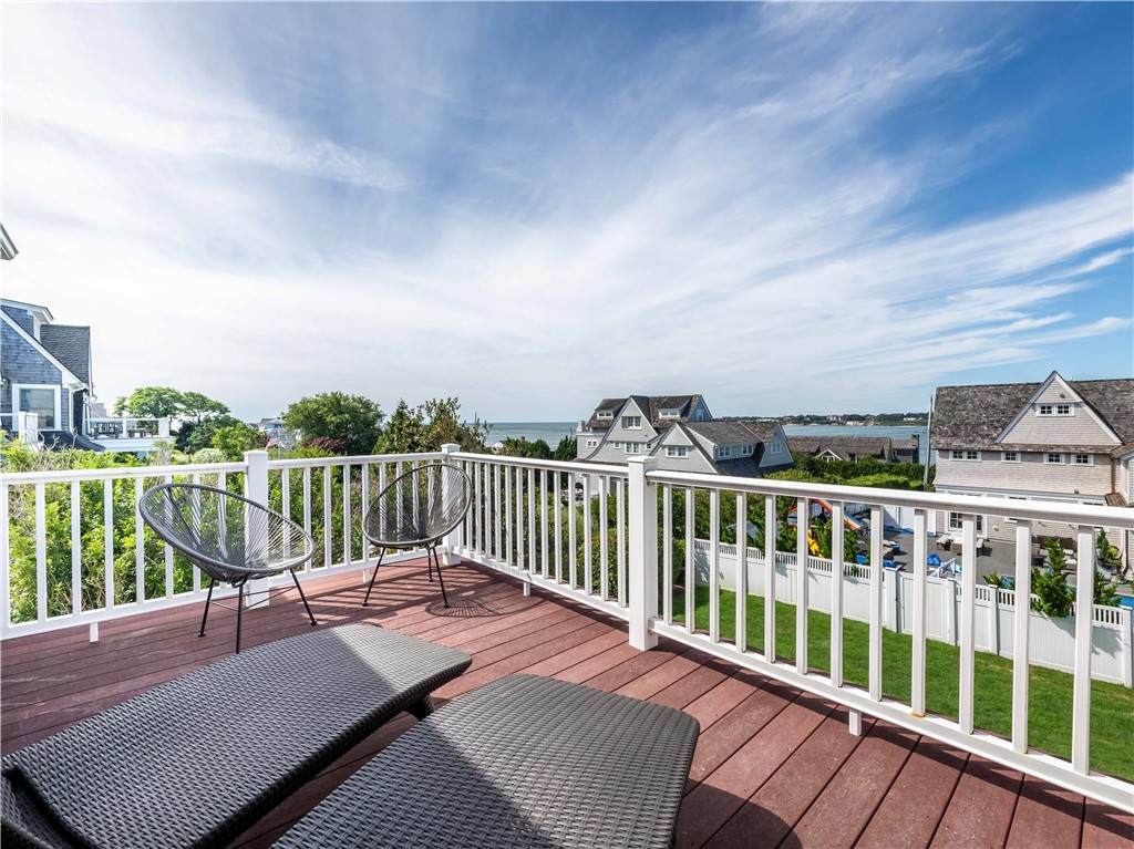 573 Wolcott Avenue - Photo 1