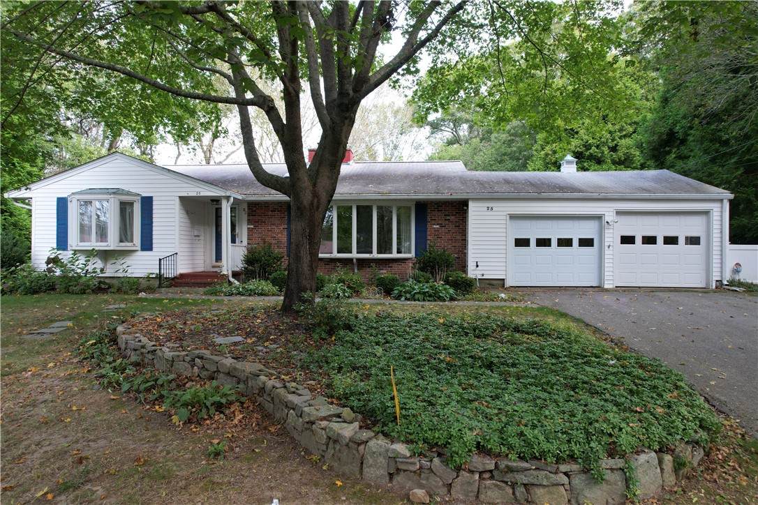 25 Oak Hill Road - Photo 1