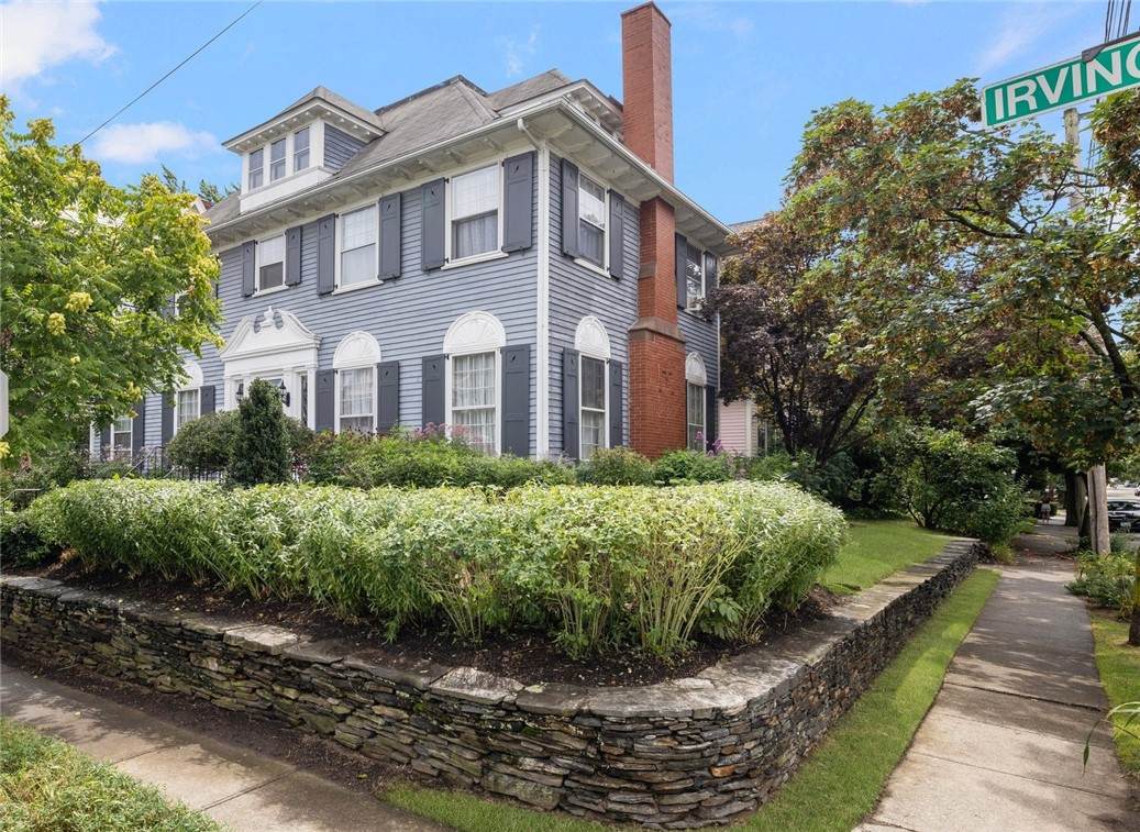 71 Irving Avenue - Photo 1