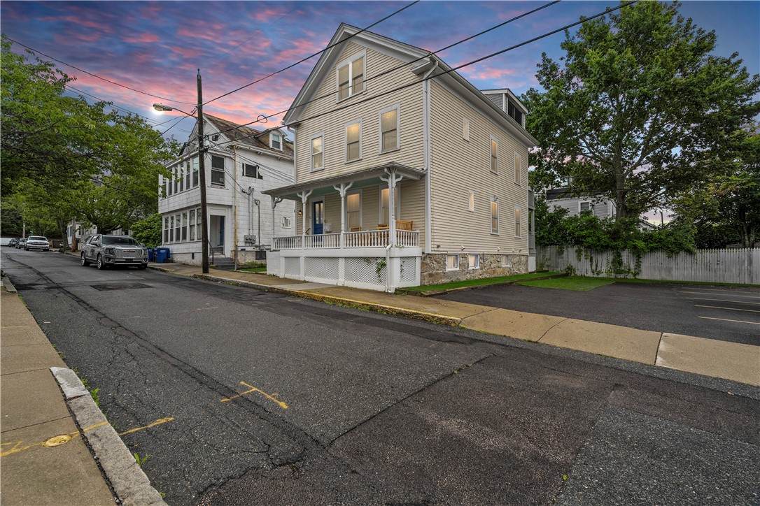 13 Dean Avenue - Photo 1