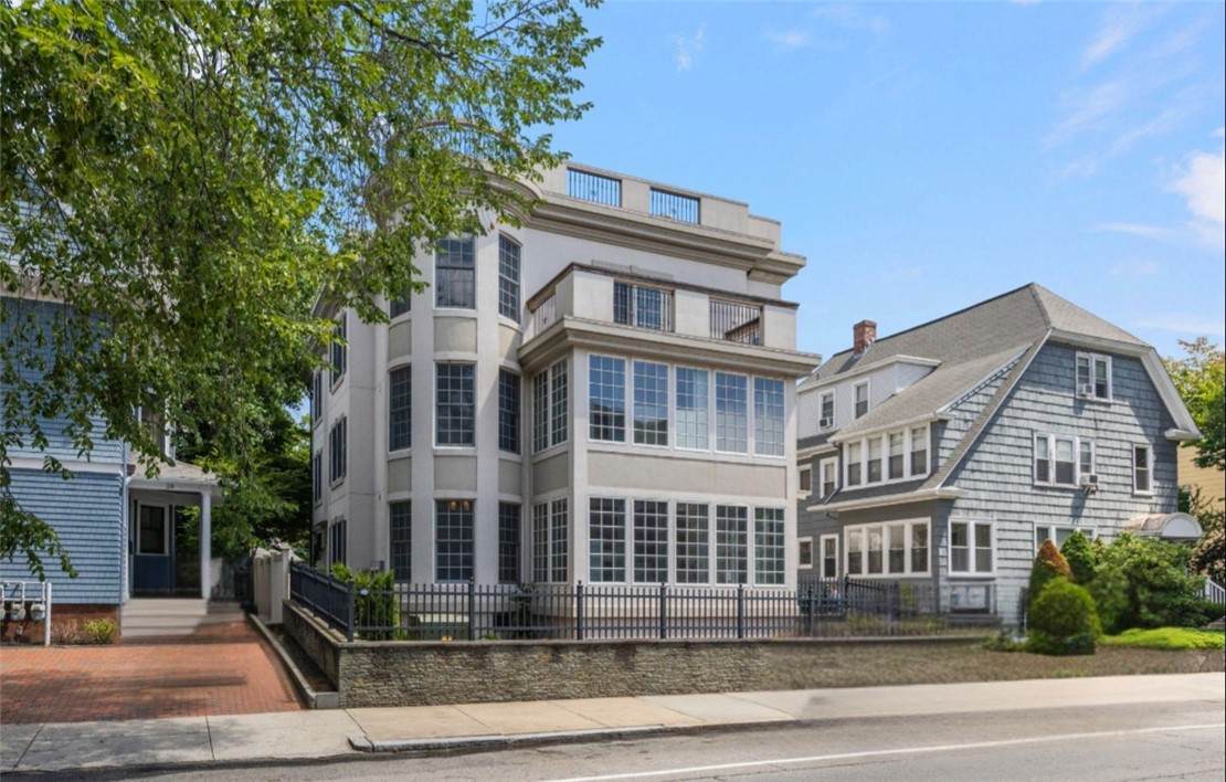 30 South Angell Street - Photo 1