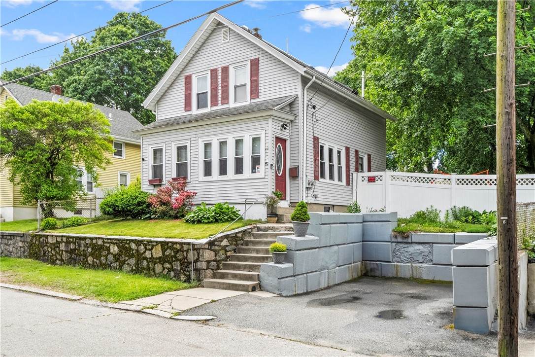 40 Vincent Avenue - Photo 1