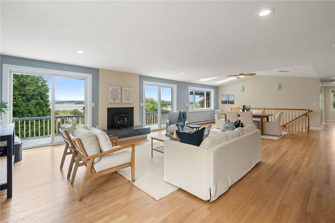 55 West Main Road - Photo 1