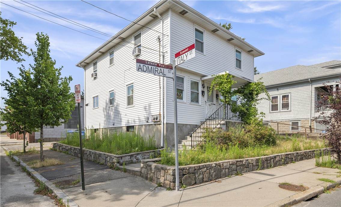 466 Admiral Street - Photo 1