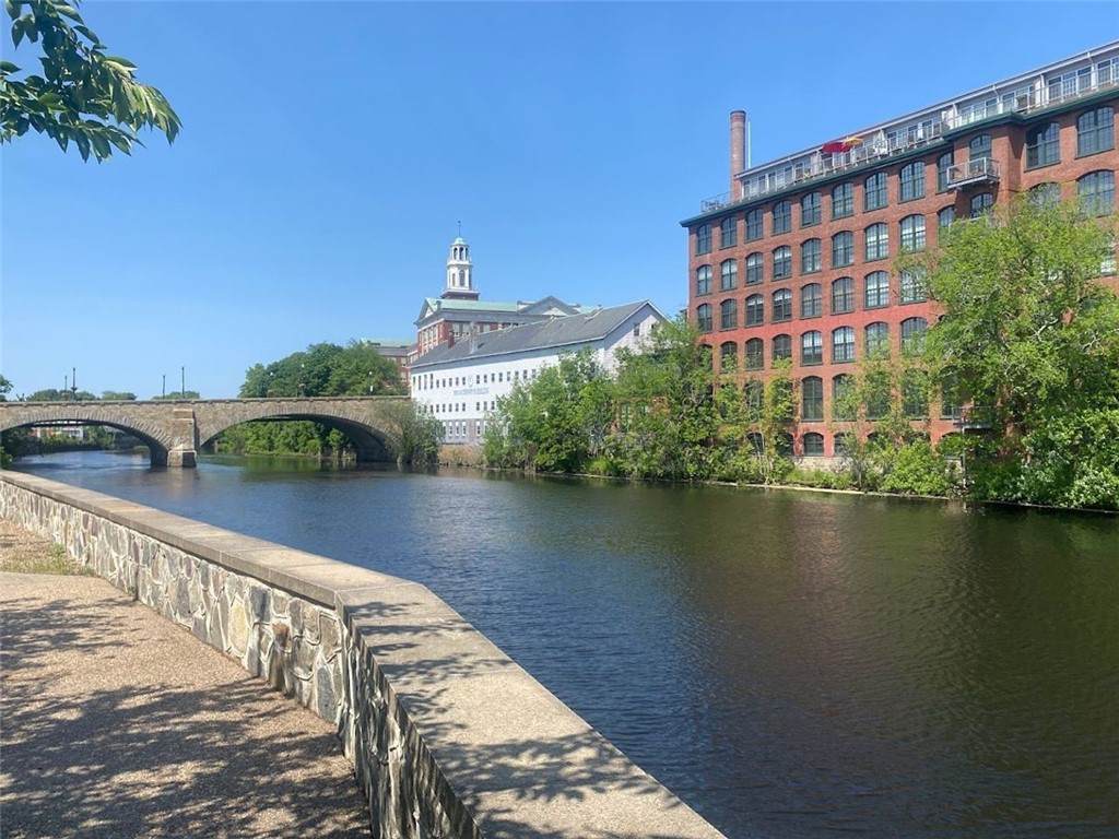 10 Exchange Court - Photo 1