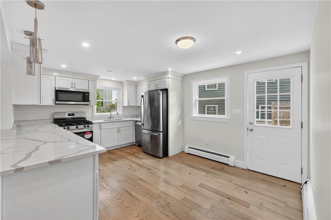 31 Peach Avenue - Photo 1