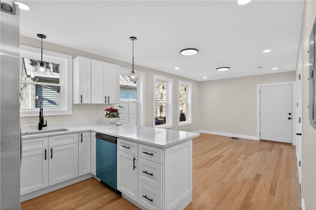 136 Houston Street - Photo 1