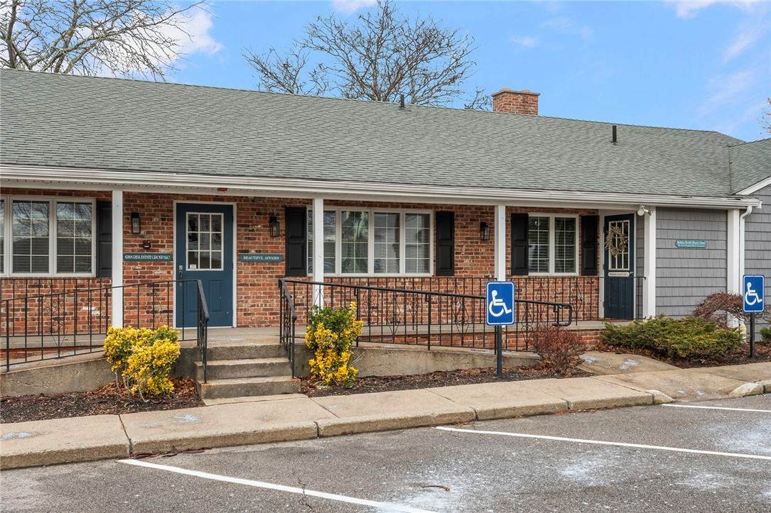 990 Main Street - Photo 1