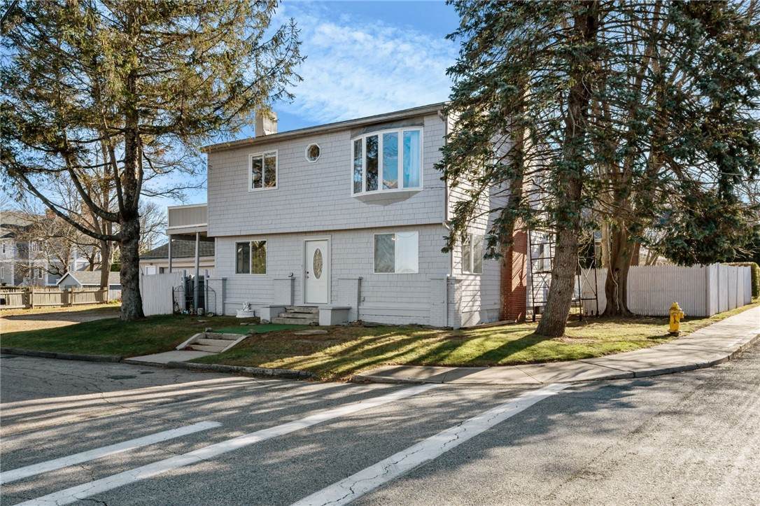 16 Courtway Street - Photo 1