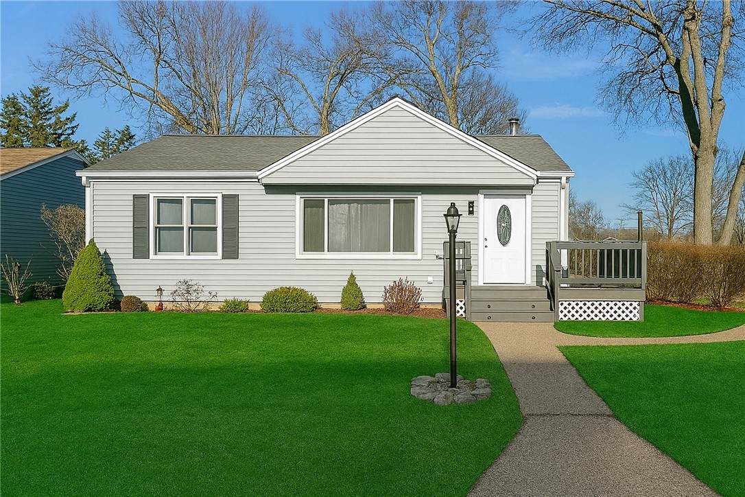 55 Columbia Avenue - Photo 1