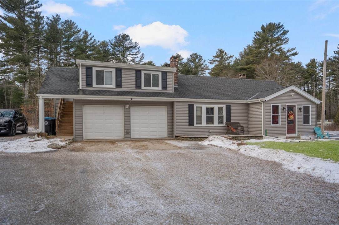 1537 Providence Pike - Photo 1