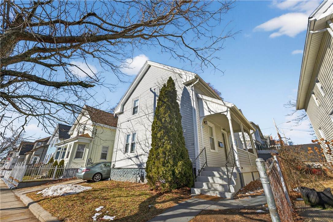 139 Early Street - Photo 1