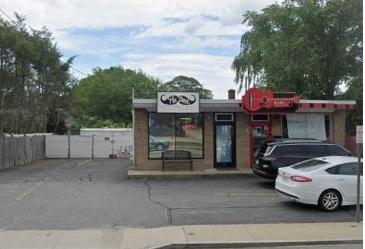 1926 Warwick Avenue - Photo 1