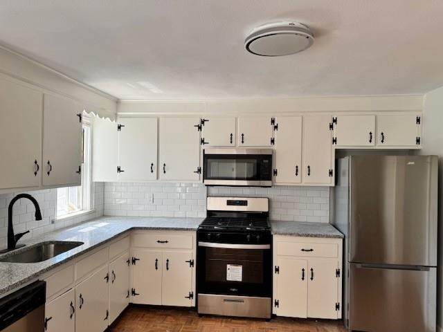 40 Bourne Street - Photo 1