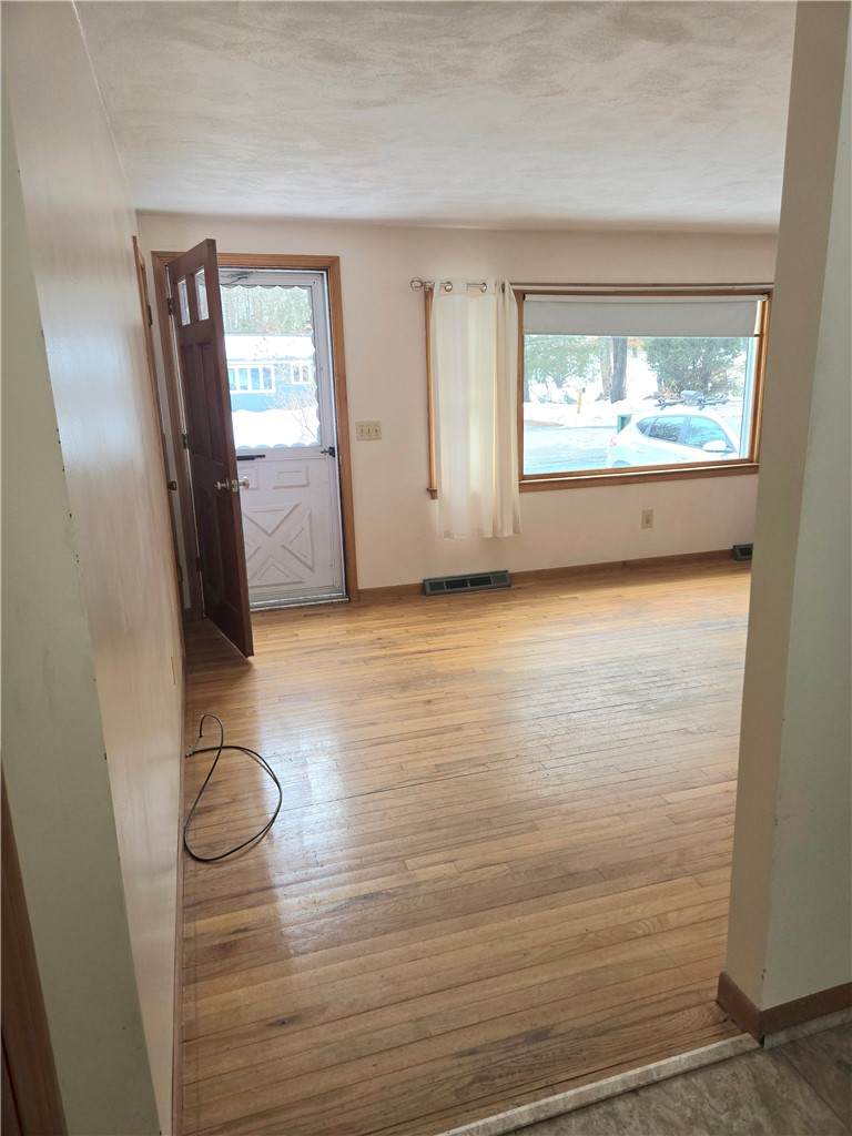 https://bt-photos.global.ssl.fastly.net/rhodeisland/orig_boomver_1_1405345-2.jpg