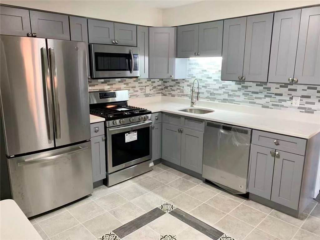 5 Cynthia Drive - Photo 1