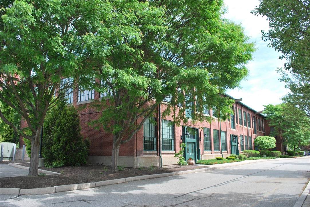 180 Allen Street - Photo 1
