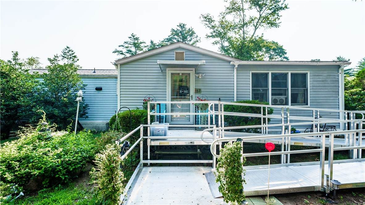 465 Gardiner Road - Photo 1